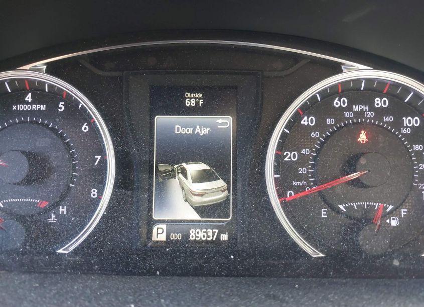 Photo 16 of 2015 Toyota Camry SE (VIN 4T1BF1FK0FU113000)