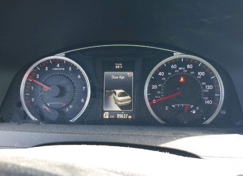 Photo 7 of 2015 Toyota Camry SE (VIN 4T1BF1FK0FU113000)