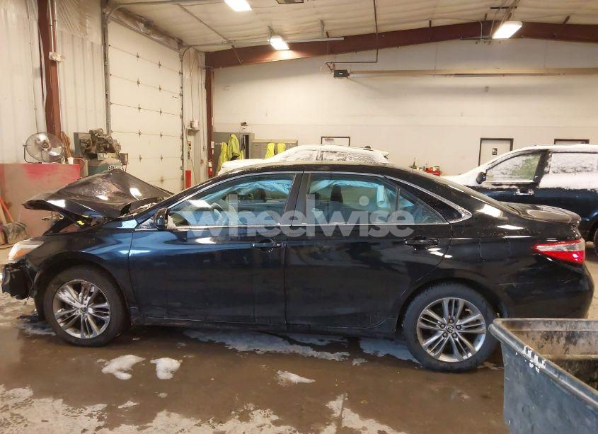 Photo 14 of 2015 Toyota Camry SE (VIN 4T1BF1FK0FU113921)