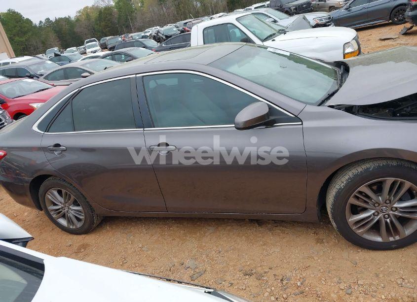 Photo 13 of 2015 Toyota Camry SE (VIN 4T1BF1FK0FU477515)