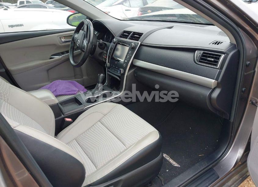 Photo 5 of 2015 Toyota Camry SE (VIN 4T1BF1FK0FU477515)