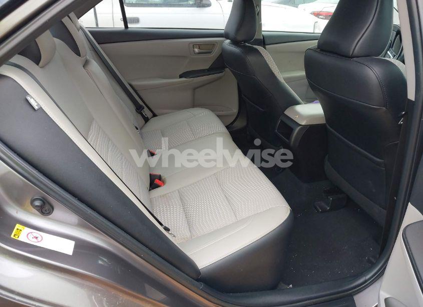 Photo 8 of 2015 Toyota Camry SE (VIN 4T1BF1FK0FU477515)