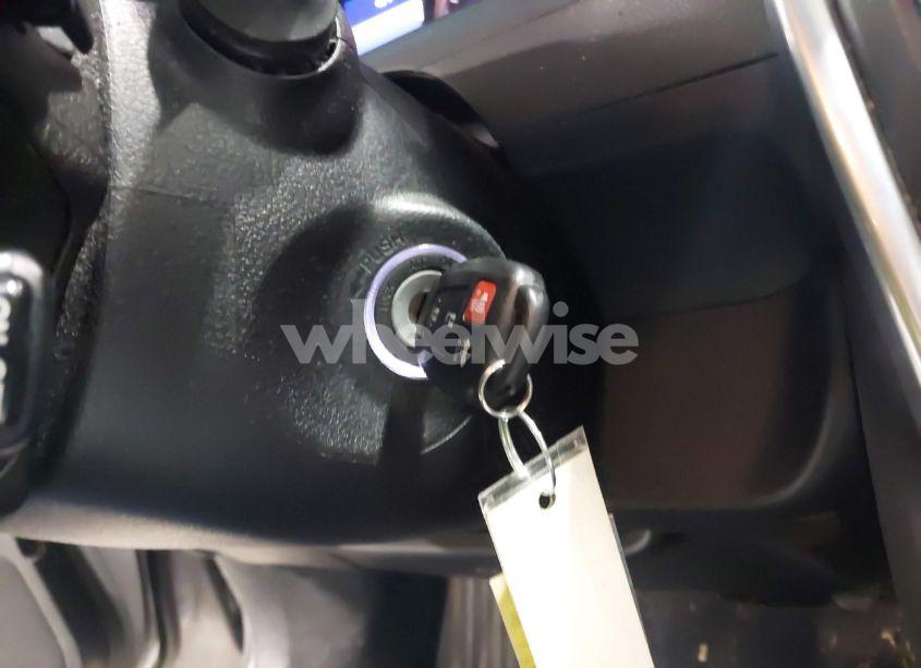 Photo 11 of 2015 Toyota Camry SE (VIN 4T1BF1FK0FU480589)