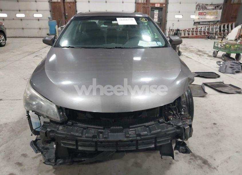 Photo 13 of 2015 Toyota Camry SE (VIN 4T1BF1FK0FU480589)