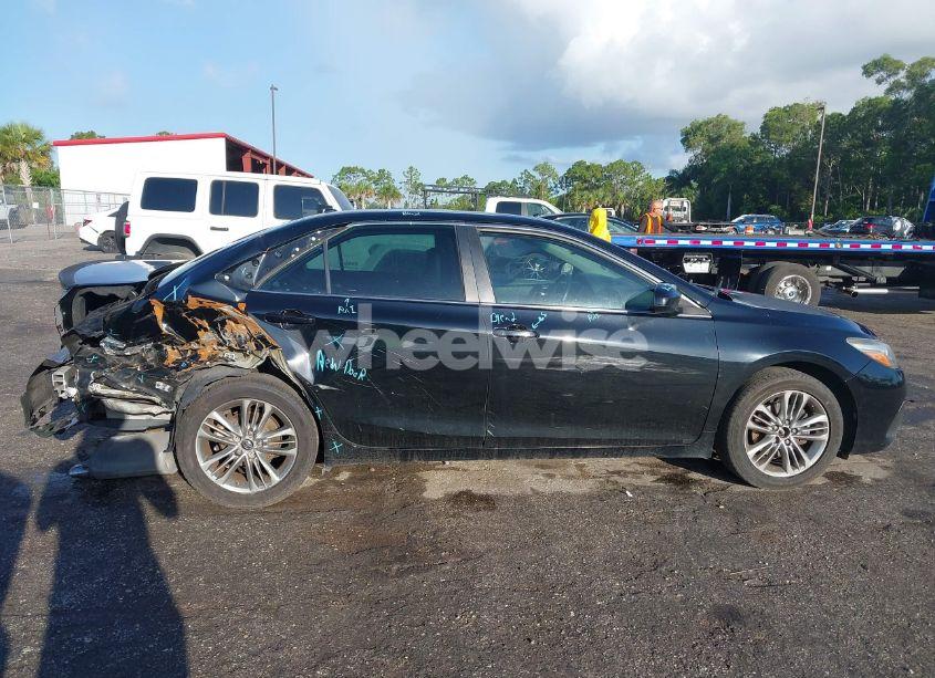 Photo 13 of 2015 Toyota Camry SE (VIN 4T1BF1FK0FU497246)