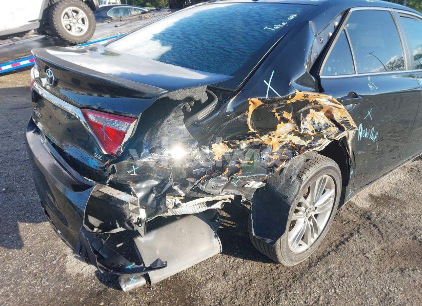 Photo 6 of 2015 Toyota Camry SE (VIN 4T1BF1FK0FU497246)