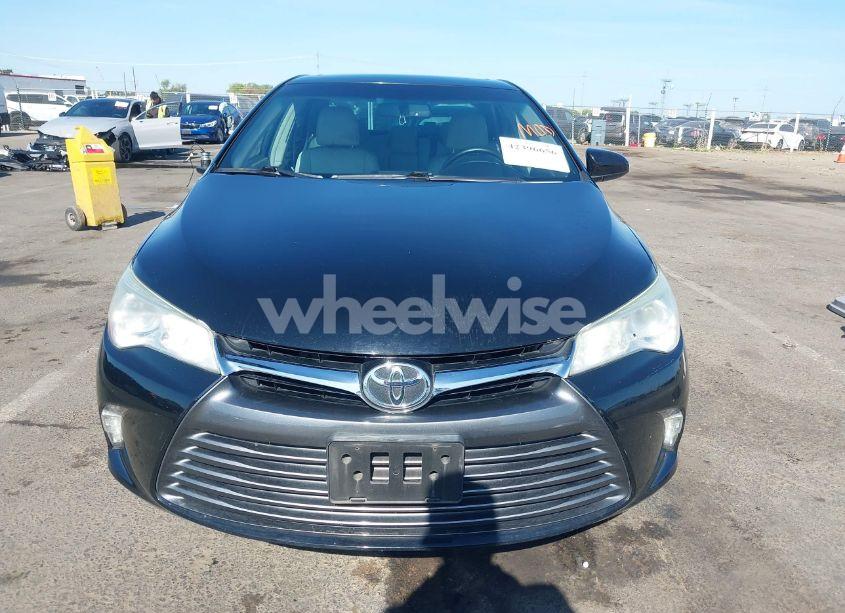 Photo 13 of 2015 Toyota Camry XLE (VIN 4T1BF1FK0FU907026)