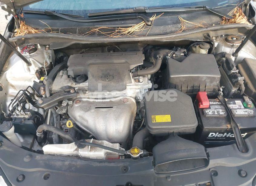 Photo 10 of 2015 Toyota Camry LE (VIN 4T1BF1FK0FU938969)