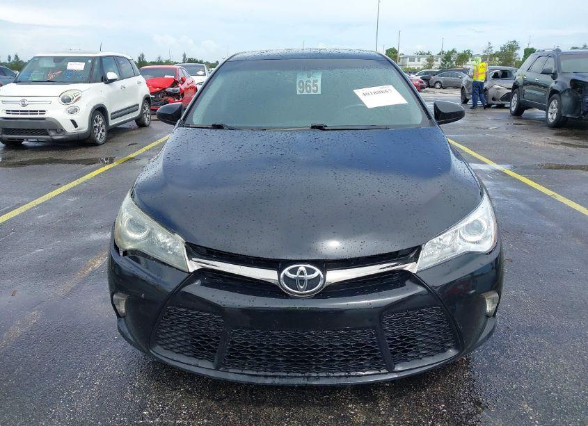 Photo 12 of 2015 Toyota Camry SE (VIN 4T1BF1FK0FU947218)