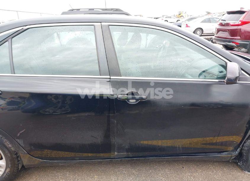 Photo 14 of 2015 Toyota Camry SE (VIN 4T1BF1FK0FU983734)