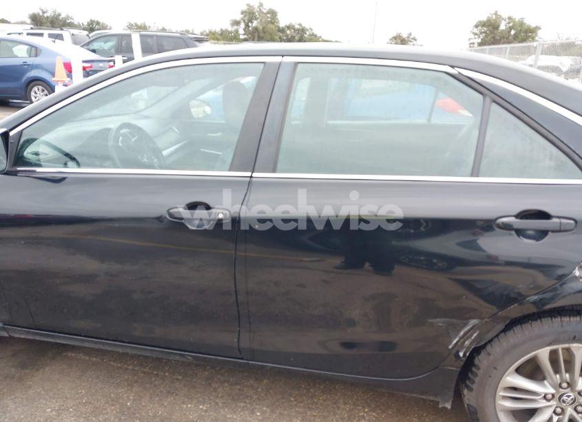 Photo 15 of 2015 Toyota Camry SE (VIN 4T1BF1FK0FU983734)