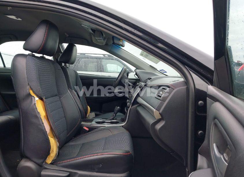 Photo 5 of 2015 Toyota Camry SE (VIN 4T1BF1FK0FU983734)