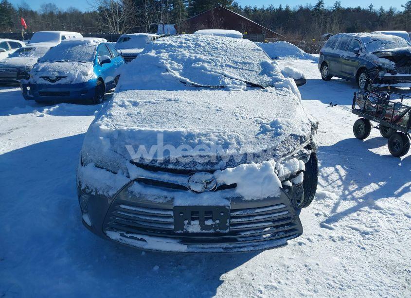 Photo 11 of 2015 Toyota Camry XLE (VIN 4T1BF1FK0FU987931)