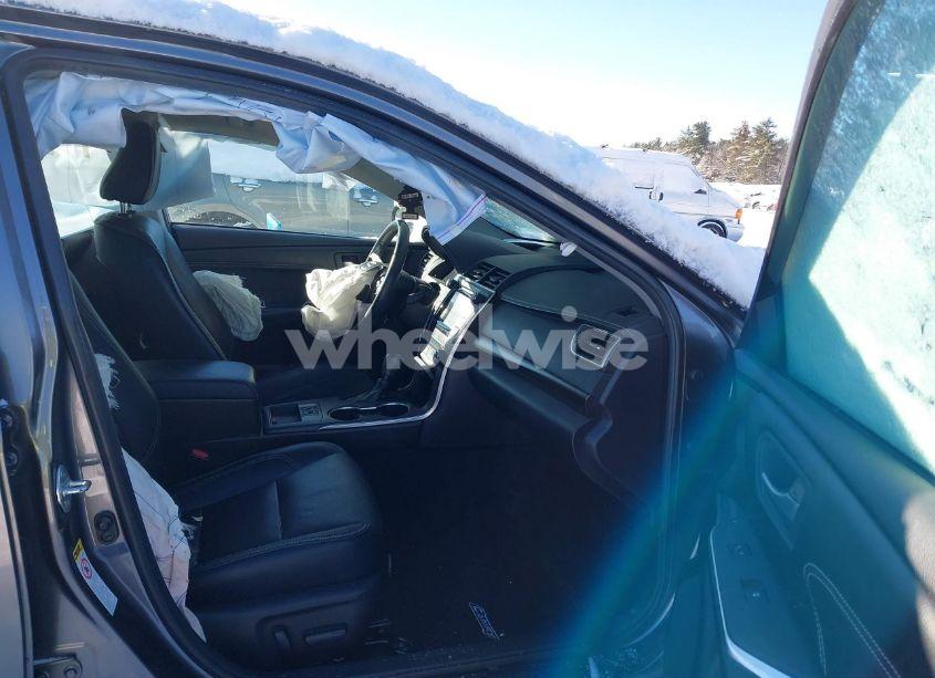 Photo 5 of 2015 Toyota Camry XLE (VIN 4T1BF1FK0FU987931)