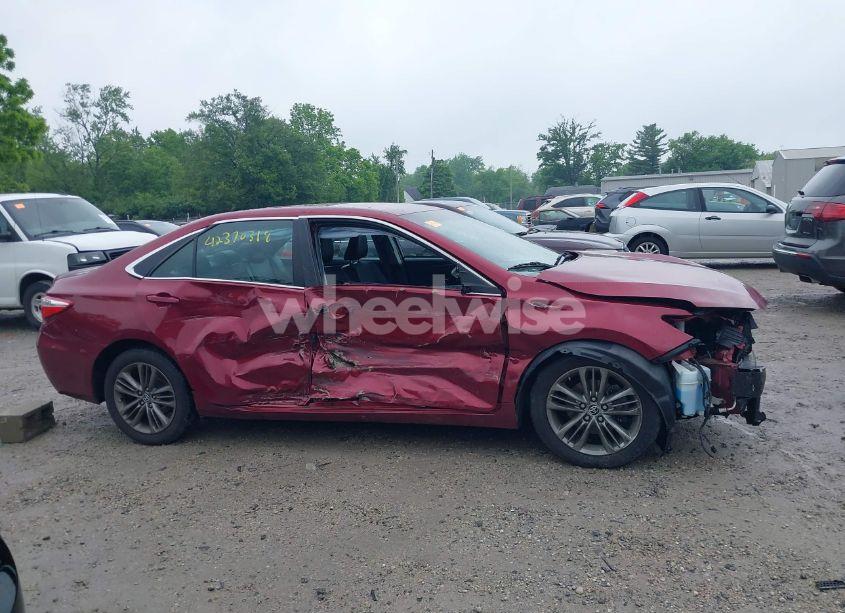 Photo 14 of 2015 Toyota Camry SE (VIN 4T1BF1FK0FU993812)