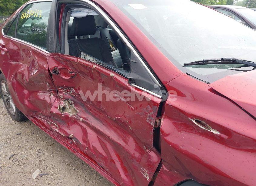 Photo 19 of 2015 Toyota Camry SE (VIN 4T1BF1FK0FU993812)