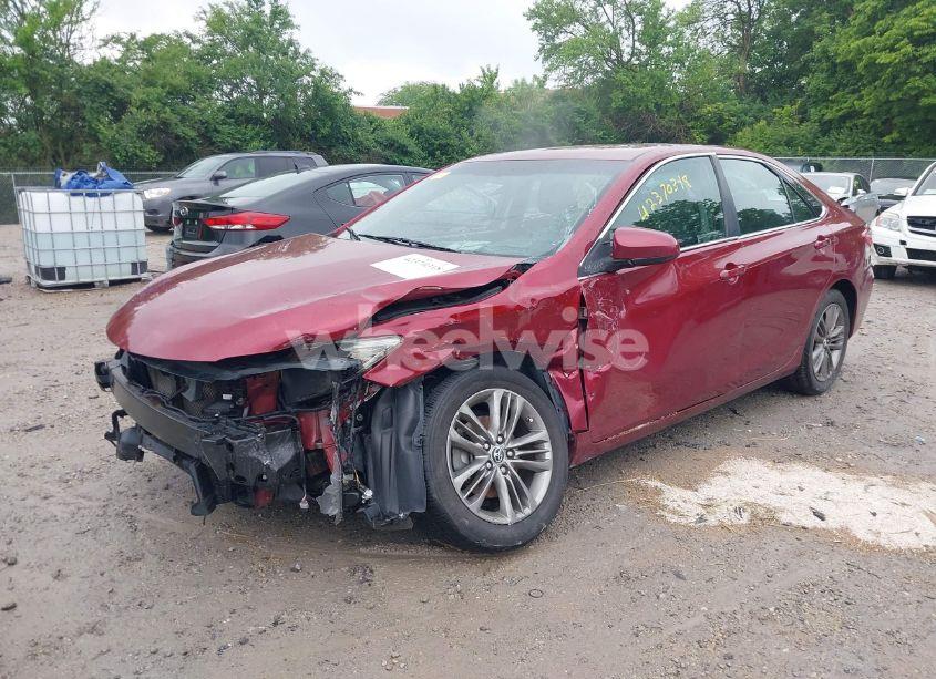 Photo 2 of 2015 Toyota Camry SE (VIN 4T1BF1FK0FU993812)