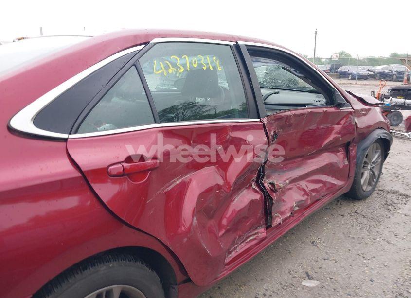 Photo 21 of 2015 Toyota Camry SE (VIN 4T1BF1FK0FU993812)