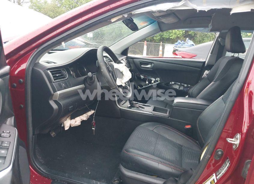 Photo 5 of 2015 Toyota Camry SE (VIN 4T1BF1FK0FU993812)