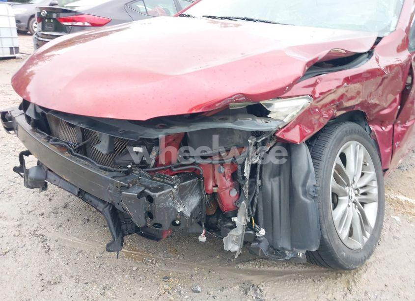 Photo 6 of 2015 Toyota Camry SE (VIN 4T1BF1FK0FU993812)