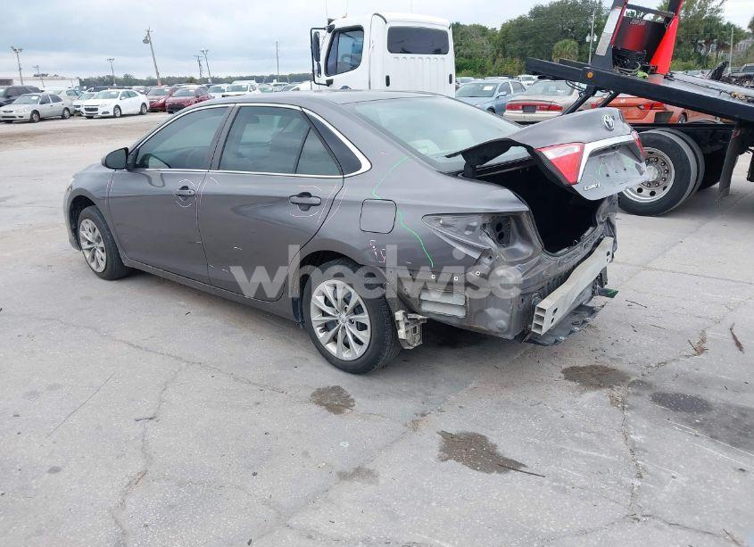 Photo 3 of 2016 Toyota Camry LE (VIN 4T1BF1FK0GU122958)