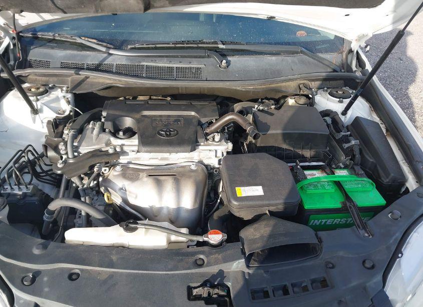 Photo 10 of 2016 Toyota Camry SE (VIN 4T1BF1FK0GU126881)