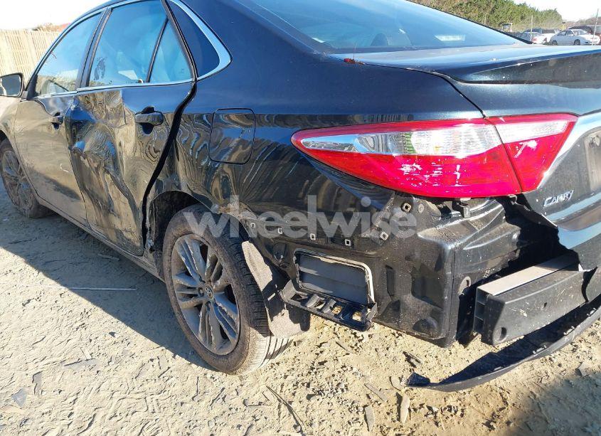 Photo 6 of 2016 Toyota Camry SE (VIN 4T1BF1FK0GU128579)