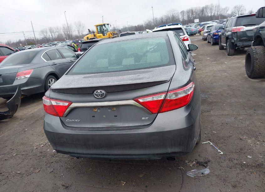 Photo 17 of 2016 Toyota Camry SE (VIN 4T1BF1FK0GU134348)