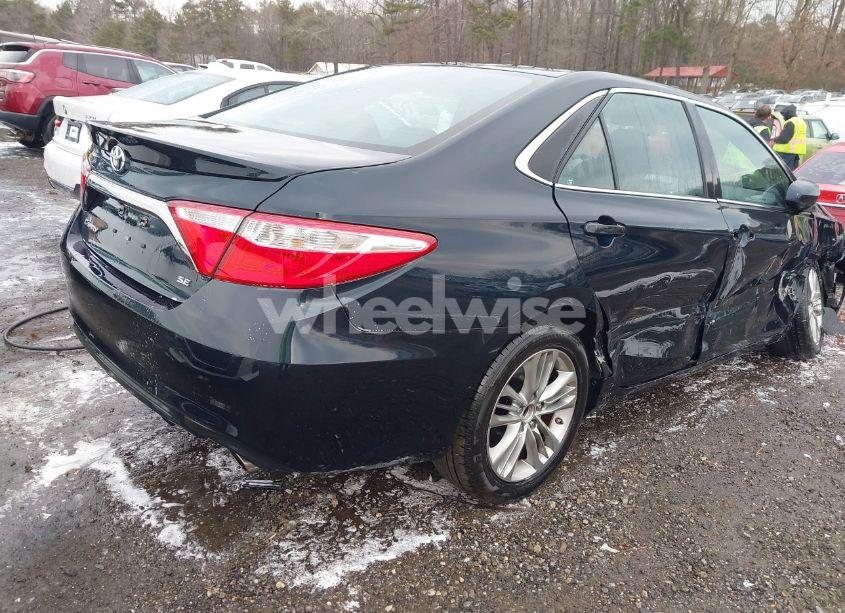 Photo 4 of 2016 Toyota Camry SE (VIN 4T1BF1FK0GU142739)