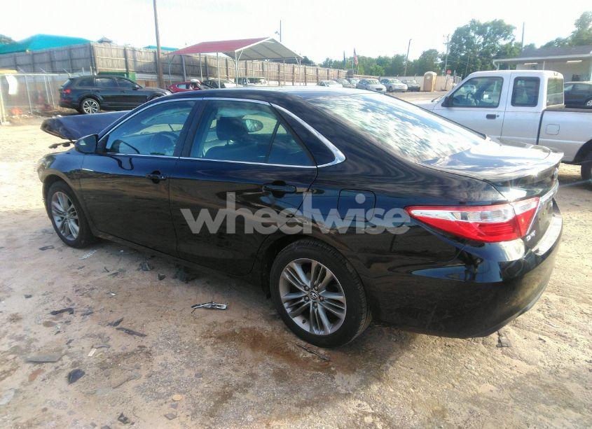 Photo 3 of 2016 Toyota Camry SE (VIN 4T1BF1FK0GU151344)