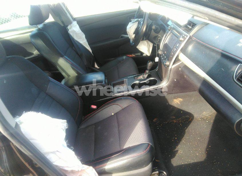 Photo 5 of 2016 Toyota Camry SE (VIN 4T1BF1FK0GU151344)