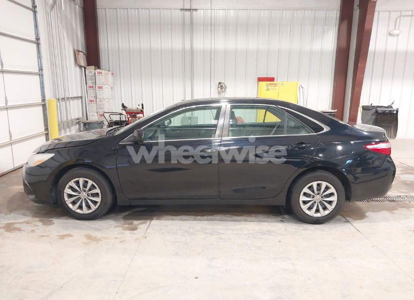 Photo 14 of 2016 Toyota Camry LE (VIN 4T1BF1FK0GU154650)