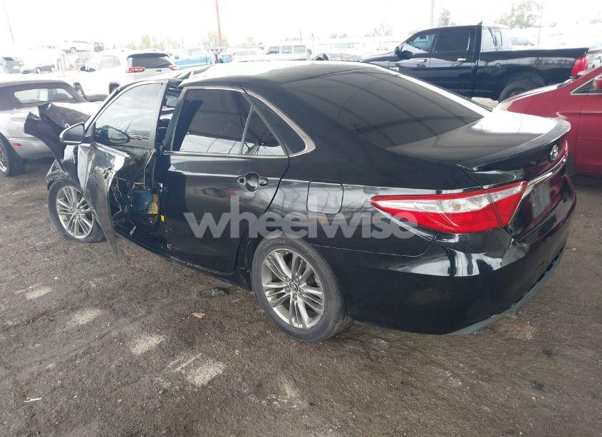 Photo 3 of 2016 Toyota Camry SE (VIN 4T1BF1FK0GU163851)