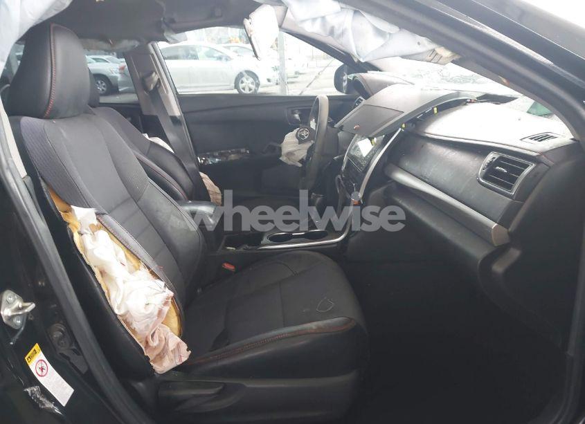 Photo 5 of 2016 Toyota Camry SE (VIN 4T1BF1FK0GU163851)