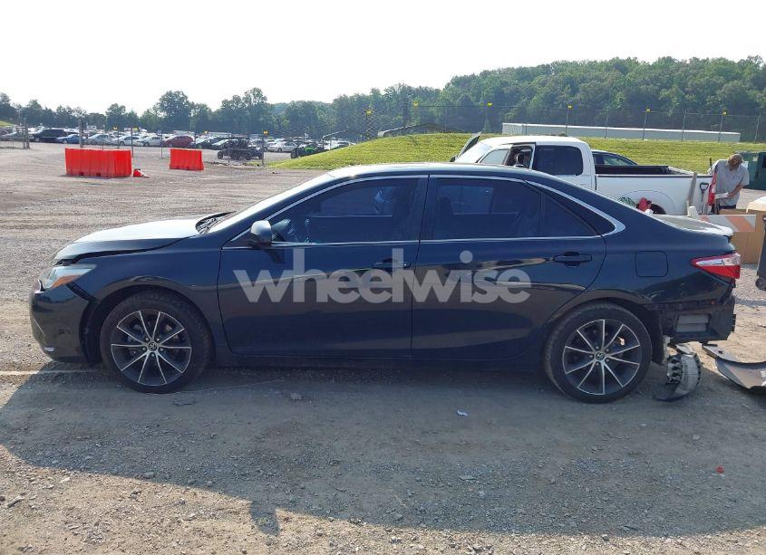 Photo 14 of 2016 Toyota Camry XSE (VIN 4T1BF1FK0GU176048)