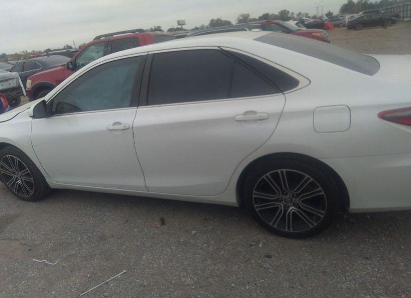 Photo 14 of 2016 Toyota Camry SE (VIN 4T1BF1FK0GU187387)