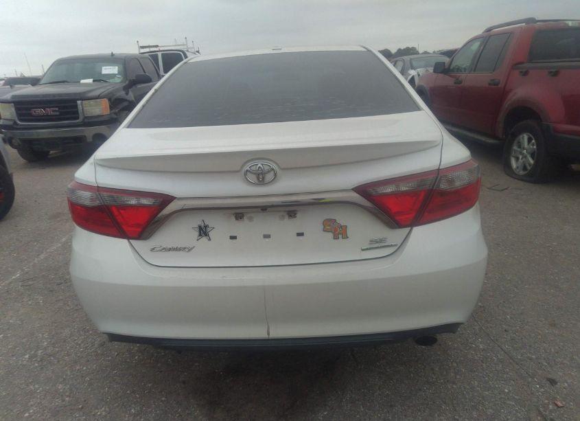 Photo 16 of 2016 Toyota Camry SE (VIN 4T1BF1FK0GU187387)