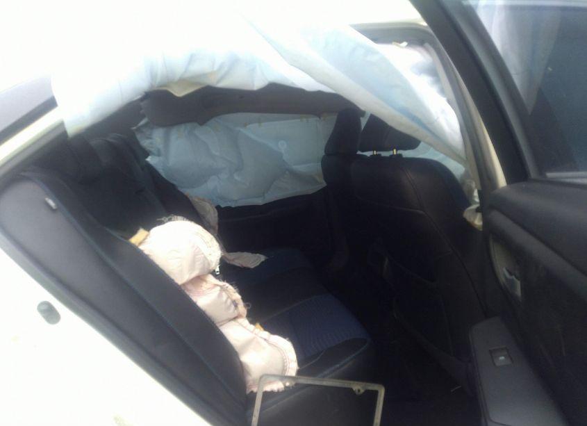 Photo 8 of 2016 Toyota Camry SE (VIN 4T1BF1FK0GU187387)