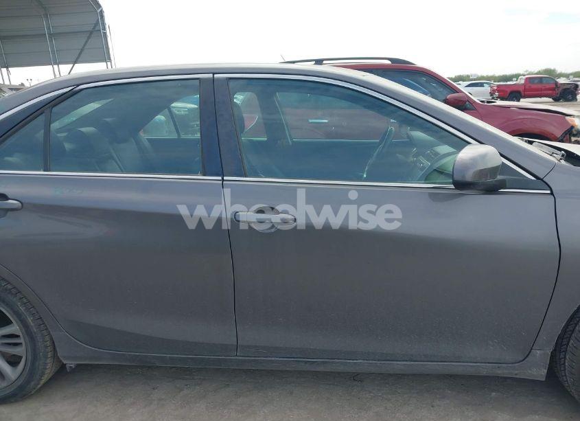 Photo 14 of 2016 Toyota Camry SE (VIN 4T1BF1FK0GU190001)