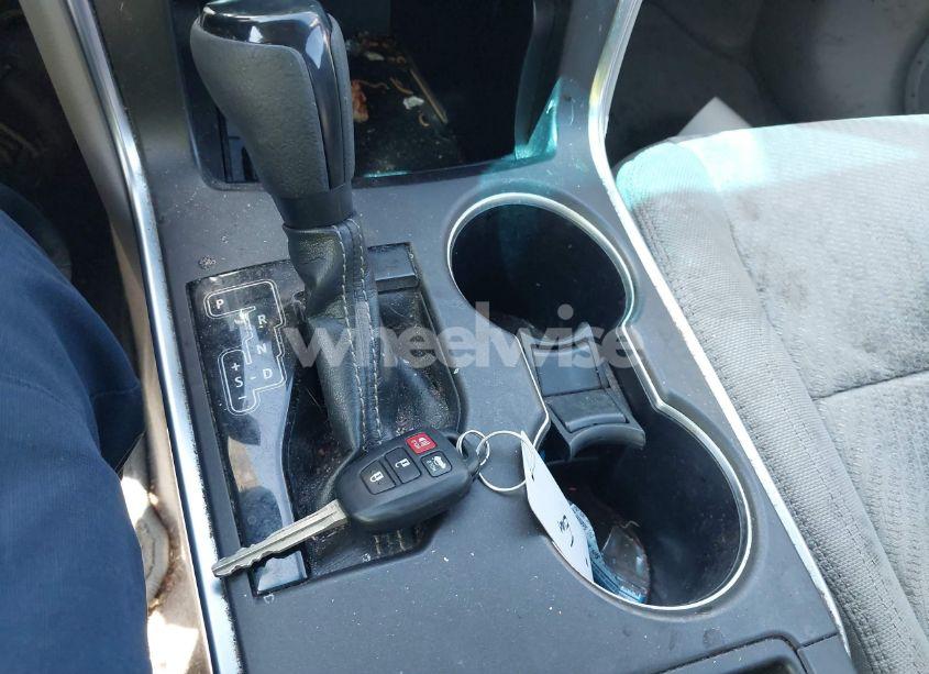 Photo 11 of 2016 Toyota Camry LE (VIN 4T1BF1FK0GU203958)