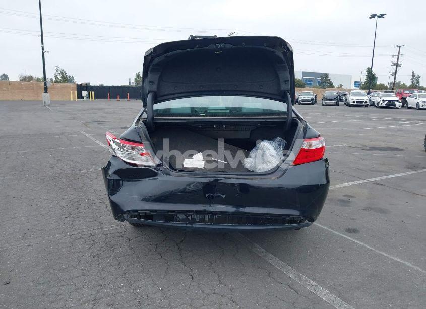 Photo 16 of 2016 Toyota Camry LE (VIN 4T1BF1FK0GU203958)