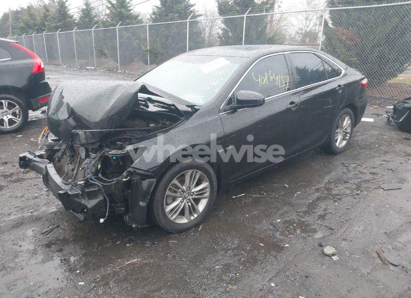 Photo 2 of 2016 Toyota Camry SE (VIN 4T1BF1FK0GU218895)