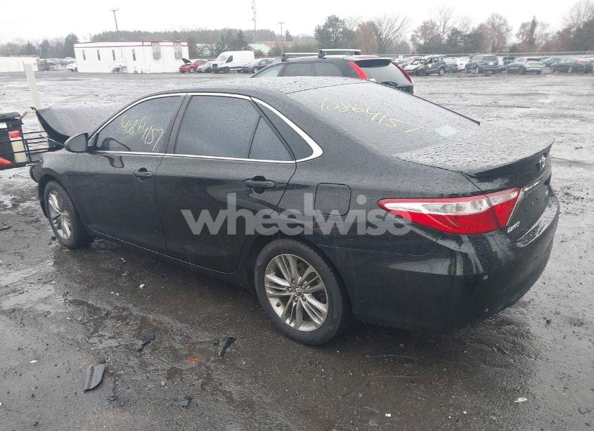 Photo 3 of 2016 Toyota Camry SE (VIN 4T1BF1FK0GU218895)