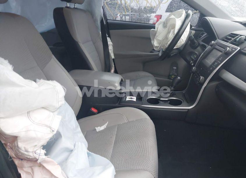 Photo 5 of 2016 Toyota Camry SE (VIN 4T1BF1FK0GU218895)