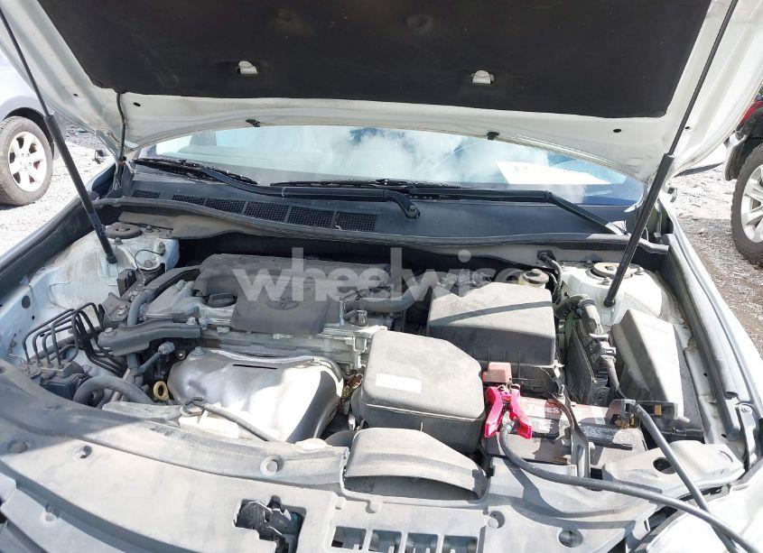 Photo 10 of 2016 Toyota Camry SE (VIN 4T1BF1FK0GU220873)