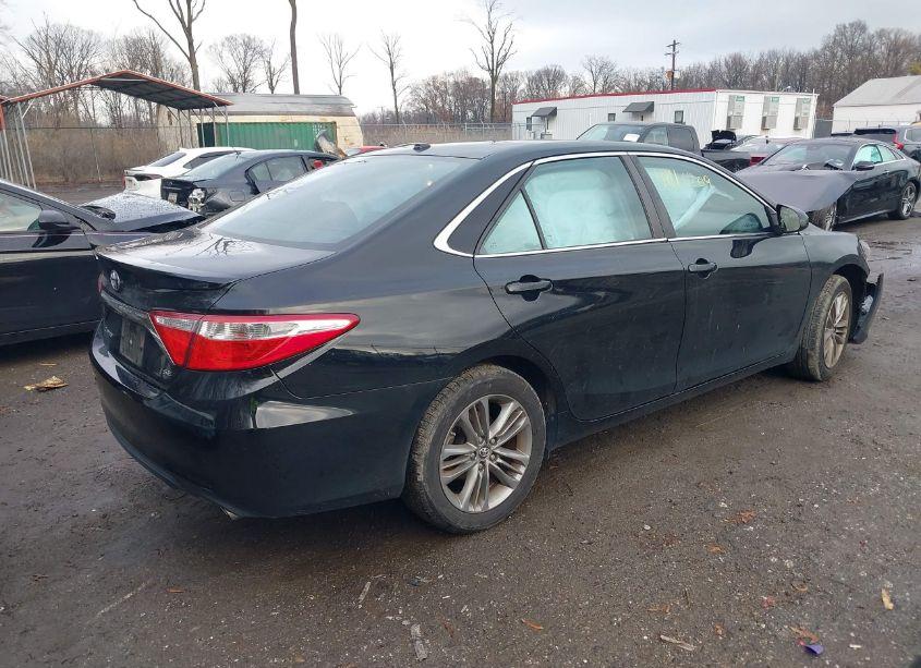 Photo 4 of 2016 Toyota Camry SE (VIN 4T1BF1FK0GU232361)