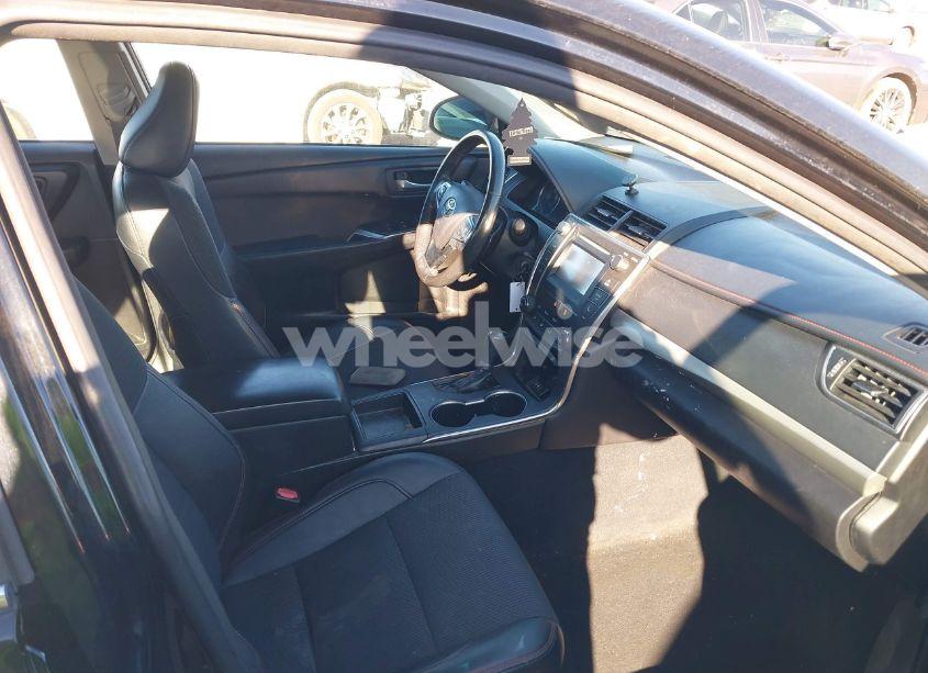 Photo 5 of 2016 Toyota Camry SE (VIN 4T1BF1FK0GU237317)