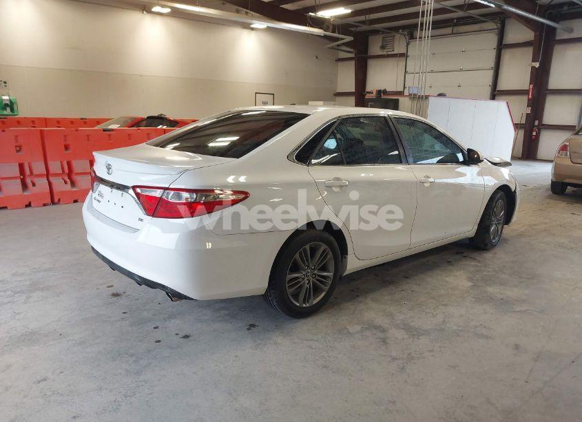 Photo 4 of 2016 Toyota Camry SE (VIN 4T1BF1FK0GU245174)