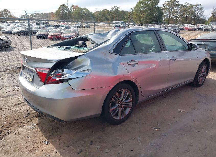 Photo 4 of 2016 Toyota Camry SE (VIN 4T1BF1FK0GU246230)