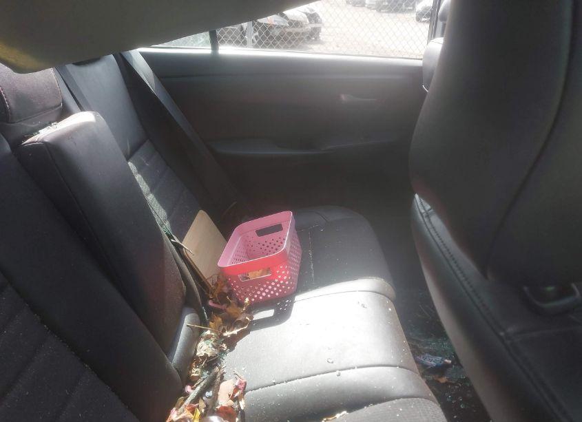 Photo 8 of 2016 Toyota Camry SE (VIN 4T1BF1FK0GU246230)